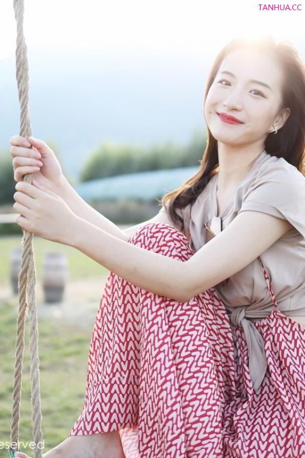 龚天艺 艺儿拿铁 [XIUREN]高清写真图 2019.09.02 艺儿拿铁第45张图片